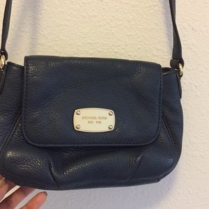 Navy Michael Kors crossbody purse